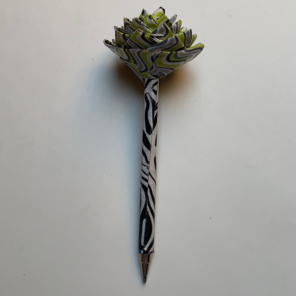 Duct tape flower pen, Duct tape, back to school - Picture 4 of 5